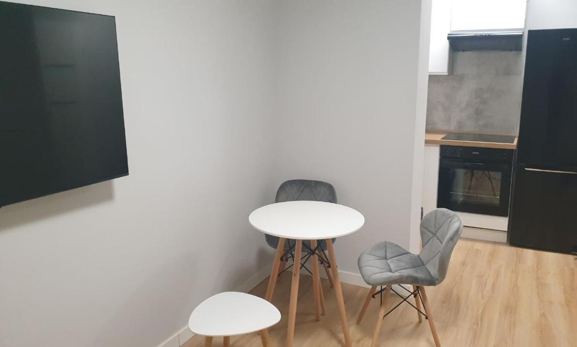 White House Apartaments Varsovie Extérieur photo